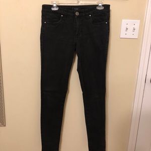 black jeans